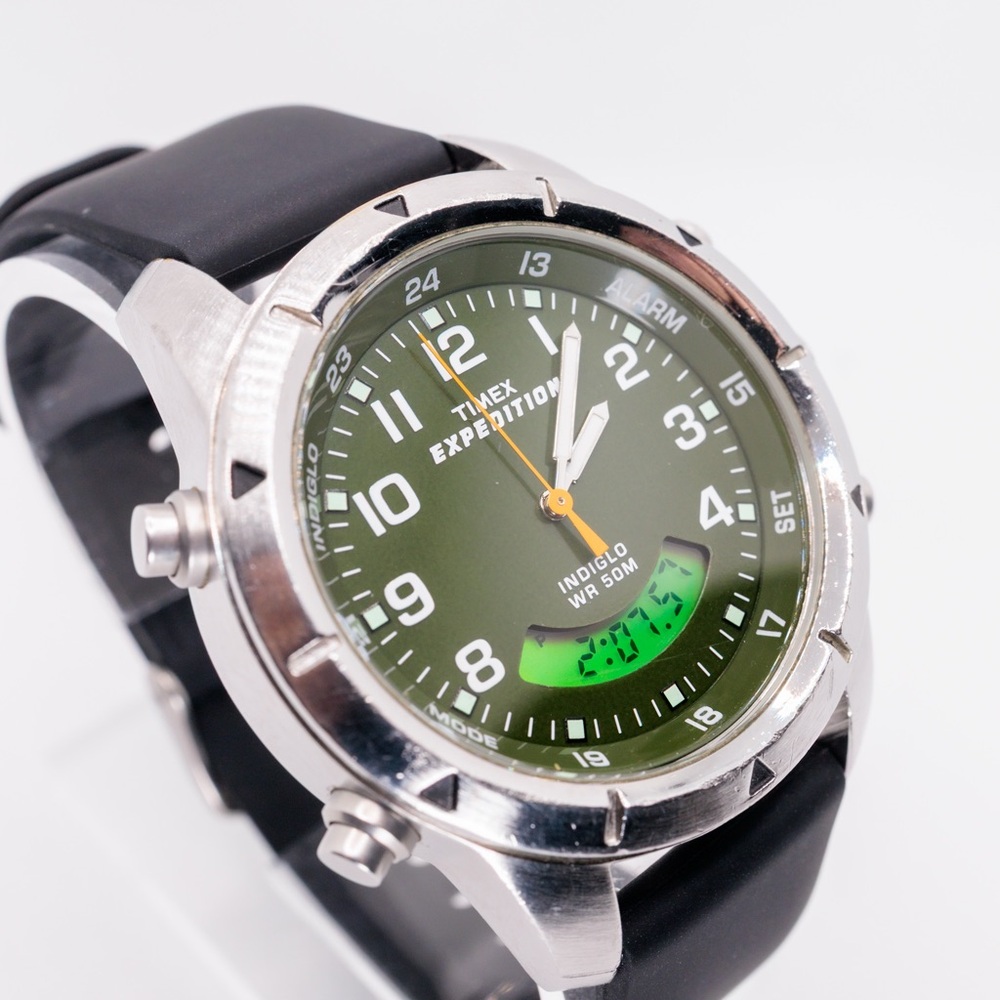 Timex Expedition Heavy Duty T49828 2011 V7 Indiglo Analog Digital Watch